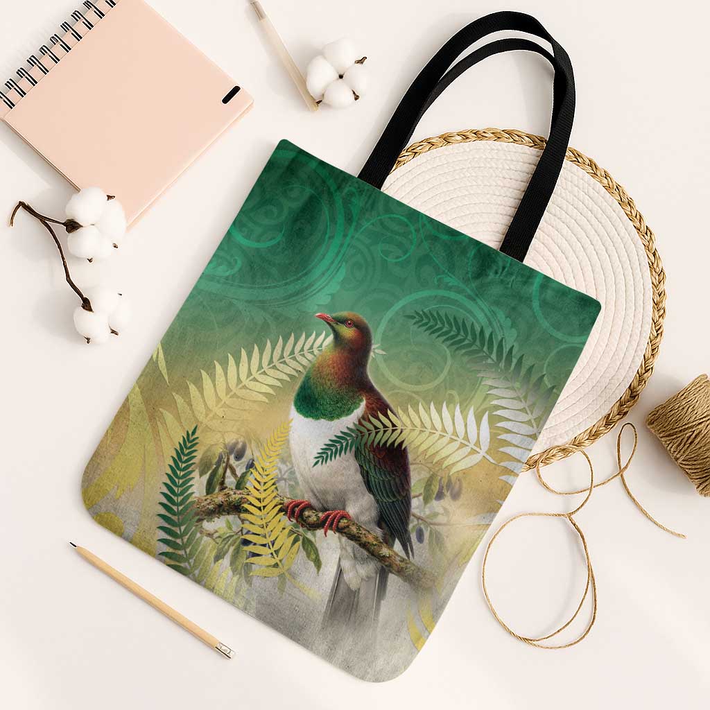 New Zealand Pigeon Kereru Tote Bag Maori Fern Art Green Gradient LT05 Black Strap One Size Green - Polynesian Pride