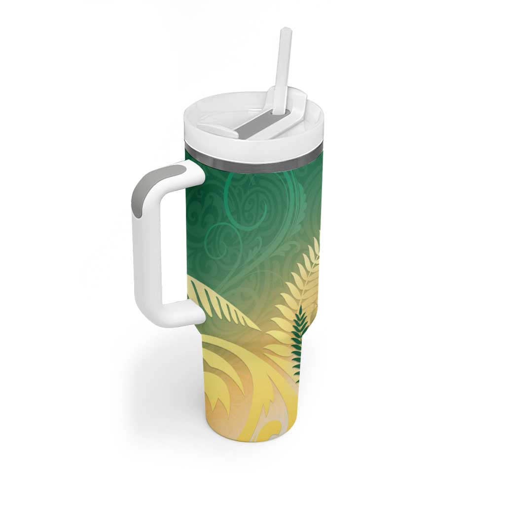 New Zealand Pigeon Kereru Tumbler With Handle Maori Fern Art Green Gradient LT05 - Polynesian Pride