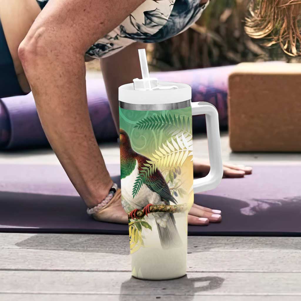 New Zealand Pigeon Kereru Tumbler With Handle Maori Fern Art Green Gradient LT05 - Polynesian Pride