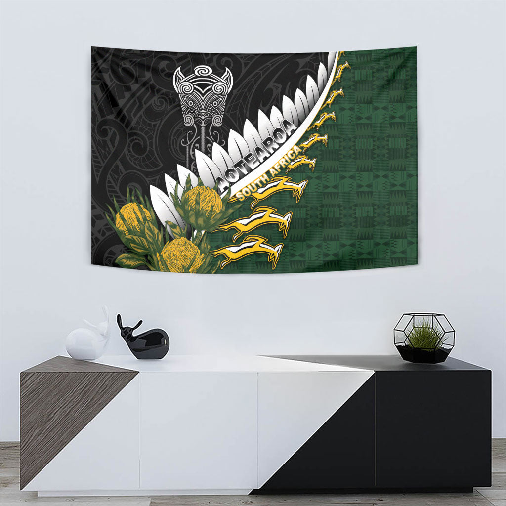 Rugby New Zealand And South Africa Tapestry Silver Fern With Springboks LT05 - Polynesian Pride