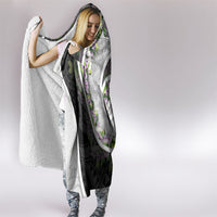 Piko Hawaii Hooded Blanket Polynesian Pattern With Maile Pikake Honohono Lei LT05 - Polynesian Pride