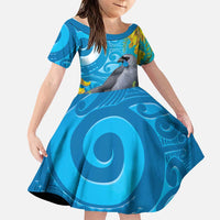 New Zealand Kokako Bird Family Matching Puletasi and Hawaiian Shirt Maori Koru With Kowhai Flowers LT05 Daughter's Dress Aqua - Polynesian Pride