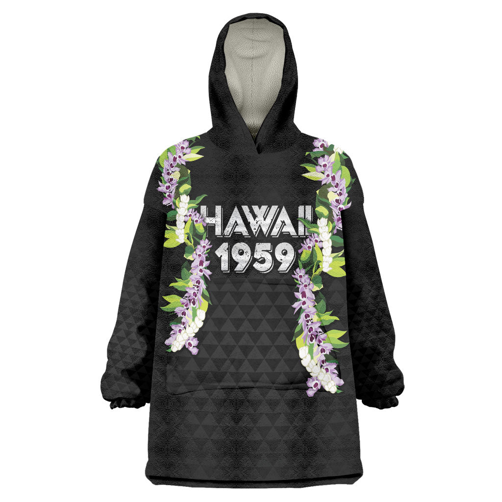 Hawaii Statehood Day Wearable Blanket Hoodie Kakau Pattern With Maile Pikake Honohono Lei LT05 One Size Black - Polynesian Pride