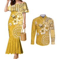 Cook Islands Couples Matching Mermaid Dress and Long Sleeve Button Shirt Yellow Hibiscus And Stars LT05 Yellow - Polynesian Pride
