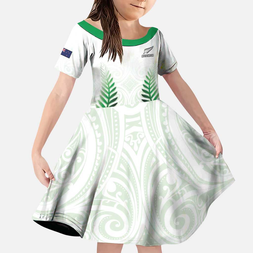 Custom New Zealand Fern Football Family Matching Puletasi and Hawaiian Shirt Simple Style LT05 Daughter's Dress White - Polynesian Pride