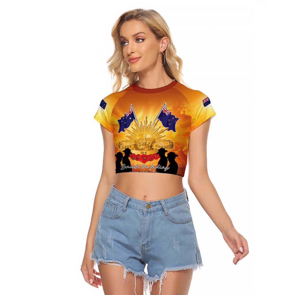 ANZAC Day Raglan Cropped T Shirt Remembrance Tribute Soldiers And Poppy Field