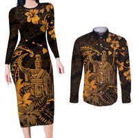Hawaii King Kamehameha Day Couples Matching Long Sleeve Bodycon Dress and Long Sleeve Button Shirt Polynesian Pattern Mix Hibiscus Gold LT05 Gold - Polynesian Pride