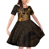 Hawaii King Kamehameha Day Family Matching Off Shoulder Short Dress and Hawaiian Shirt Polynesian Pattern Mix Hibiscus Gold LT05 Daughter's Dress Gold - Polynesian Pride