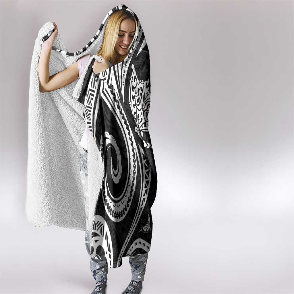 Hawaii Manta Ray Hooded Blanket Polynesian Art Tattoo LT05 - Polynesian Pride