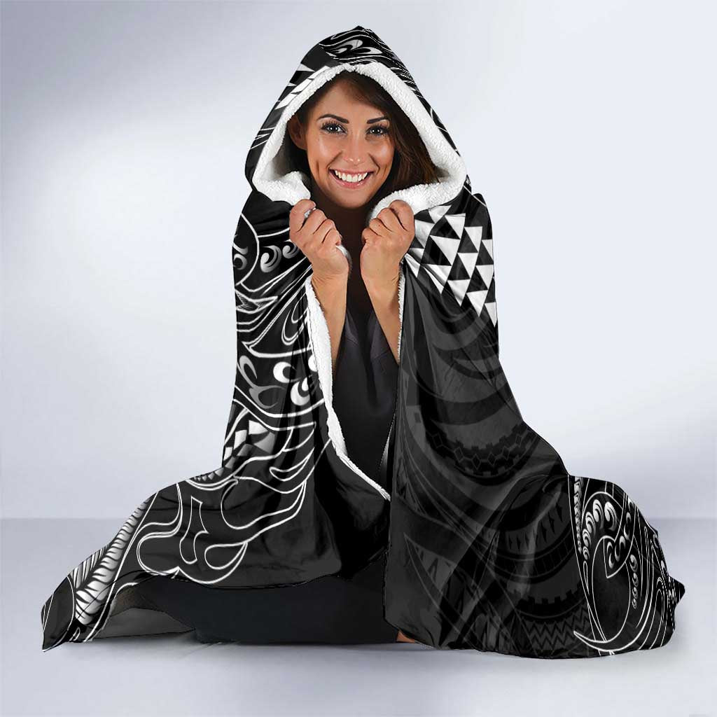 Hawaii King Kamehameha The Great Hooded Blanket Black Tribal Tattoo