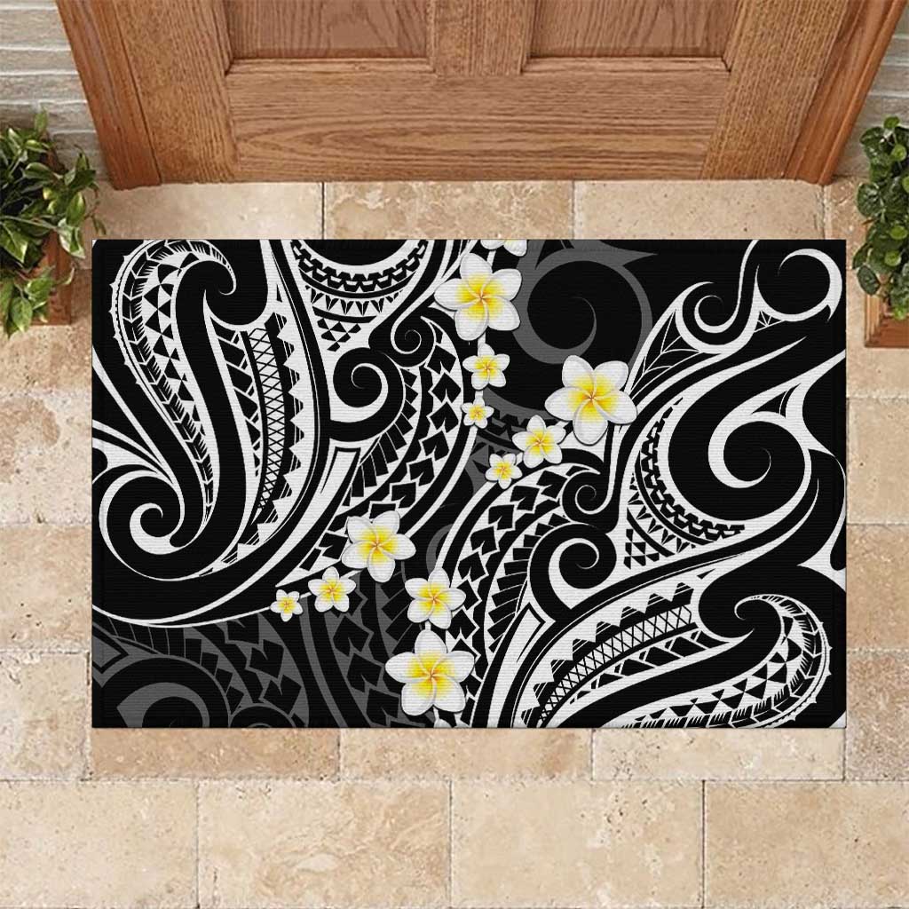 Plumeria With Black Polynesian Tattoo Pattern Rubber Doormat