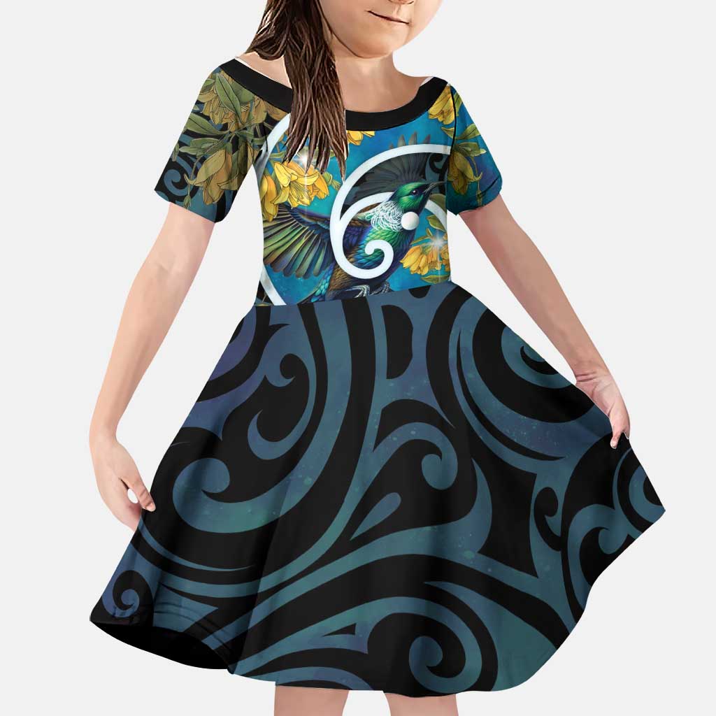 New Zealand Tui Bird Family Matching Off Shoulder Short Dress and Hawaiian Shirt Maori Koru With Kowhai Flowers LT05 Daughter's Dress Black - Polynesian Pride