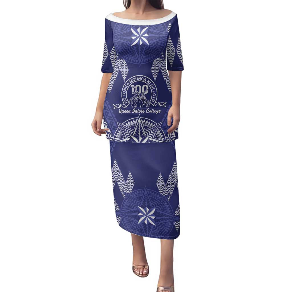 Personalised Queen Salote College Centenary Family Matching Puletasi and Hawaiian Shirt Tongan Kupesi Pattern LT05 Mom's Dress Navy - Polynesian Pride