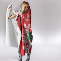 New Zealand And England Rugby Hooded Blanket Maori Tiki With Red Rose Together LT05 - Polynesian Pride