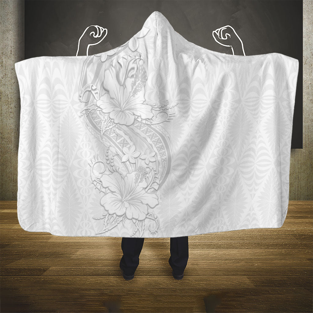 Tokelau White Sunday Hooded Blanket Elegant Hibiscus Polynesian Tribal Pattern LT05 - Polynesian Pride