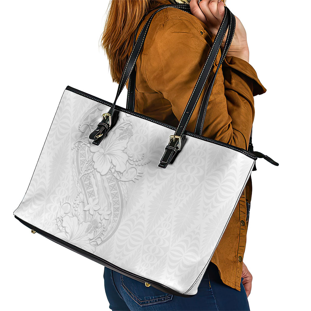 Tokelau White Sunday Leather Tote Bag Elegant Hibiscus Polynesian Tribal Pattern LT05 - Polynesian Pride