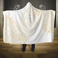 Tonga White Sunday Hooded Blanket Lotu Tamaiti Tongan Kupesi Pattern LT05 - Polynesian Pride