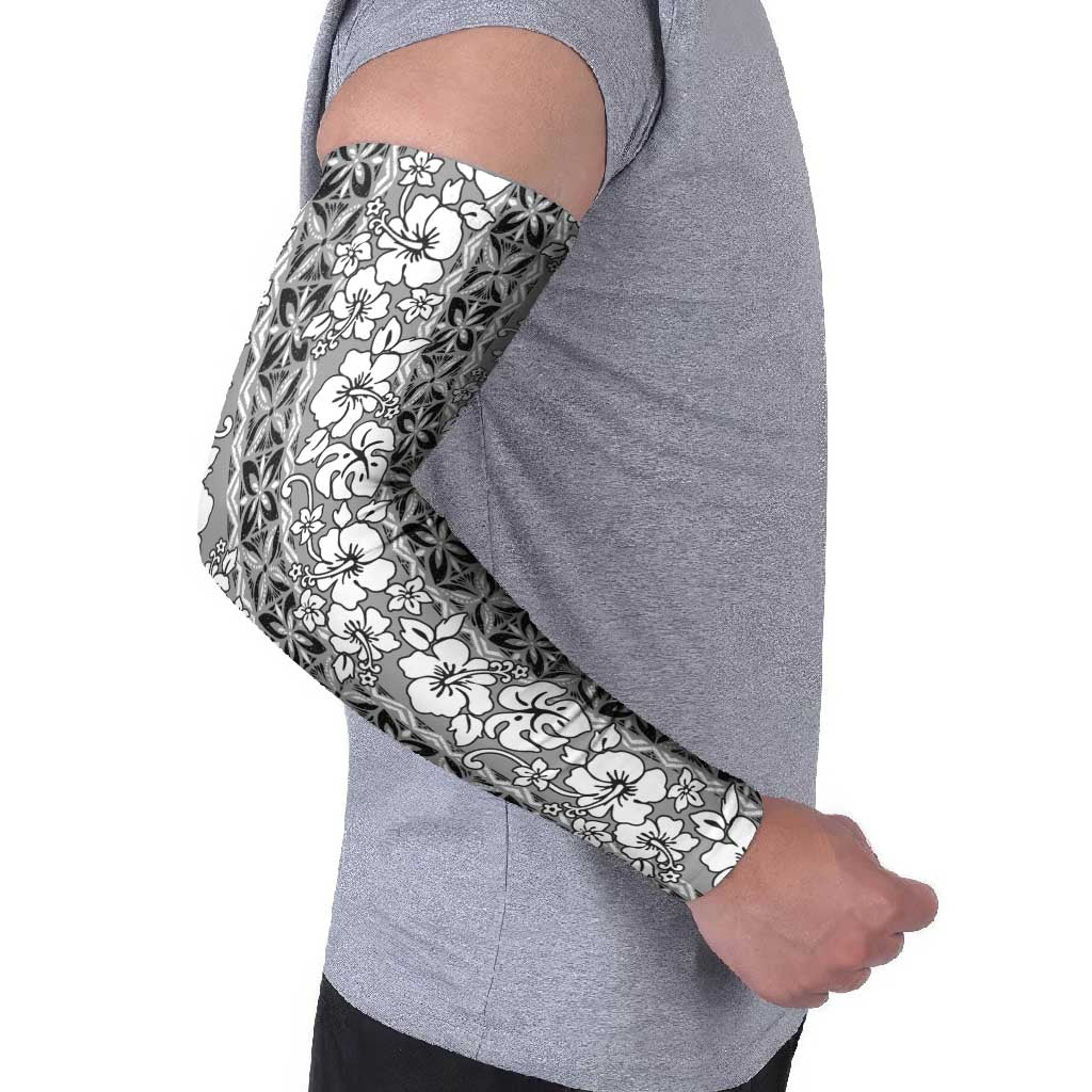 Hawaii Vintage Gray Hibiscus Tapa Pattern Arm Sleeves - Polynesian Pride