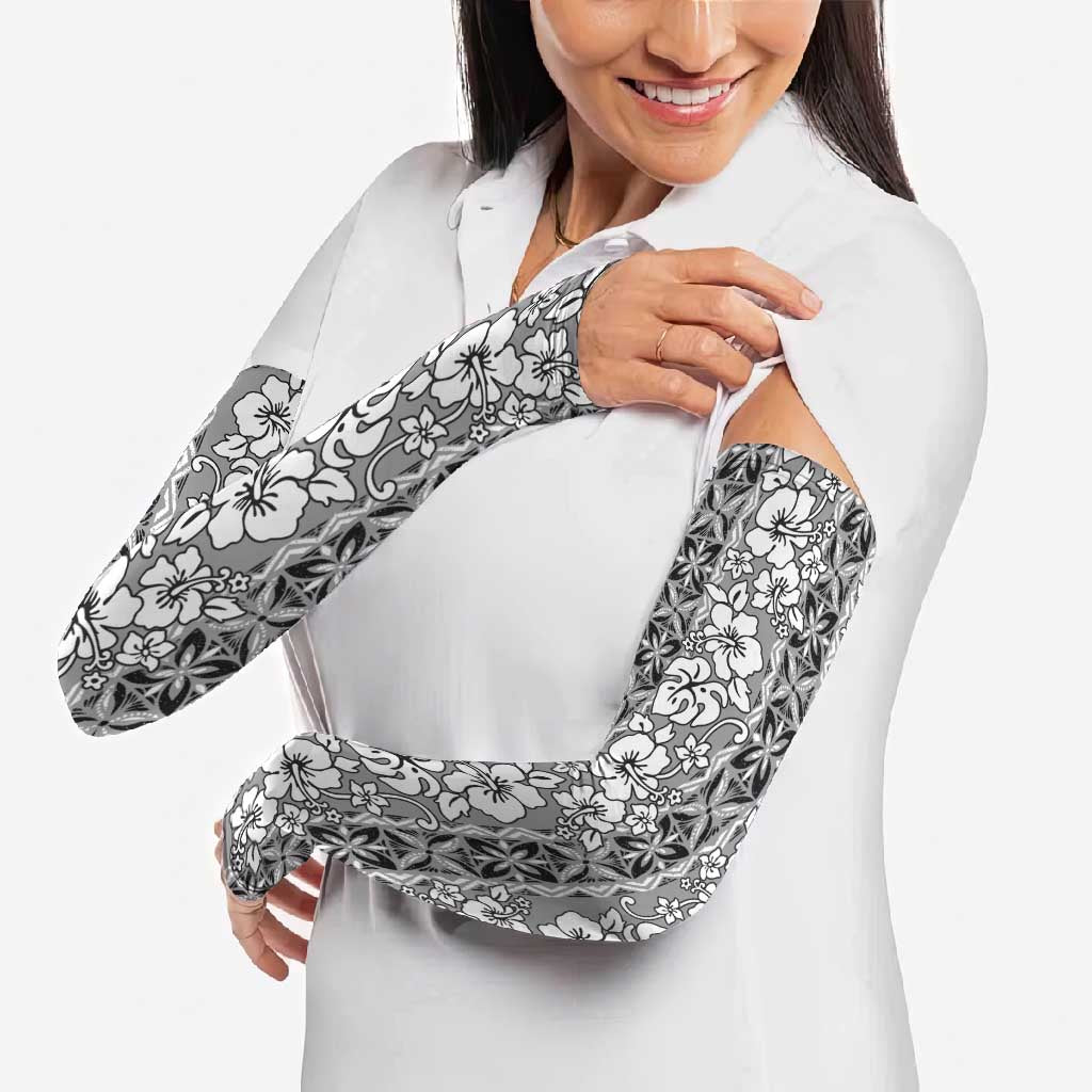 Hawaii Vintage Gray Hibiscus Tapa Pattern Arm Sleeves - Polynesian Pride