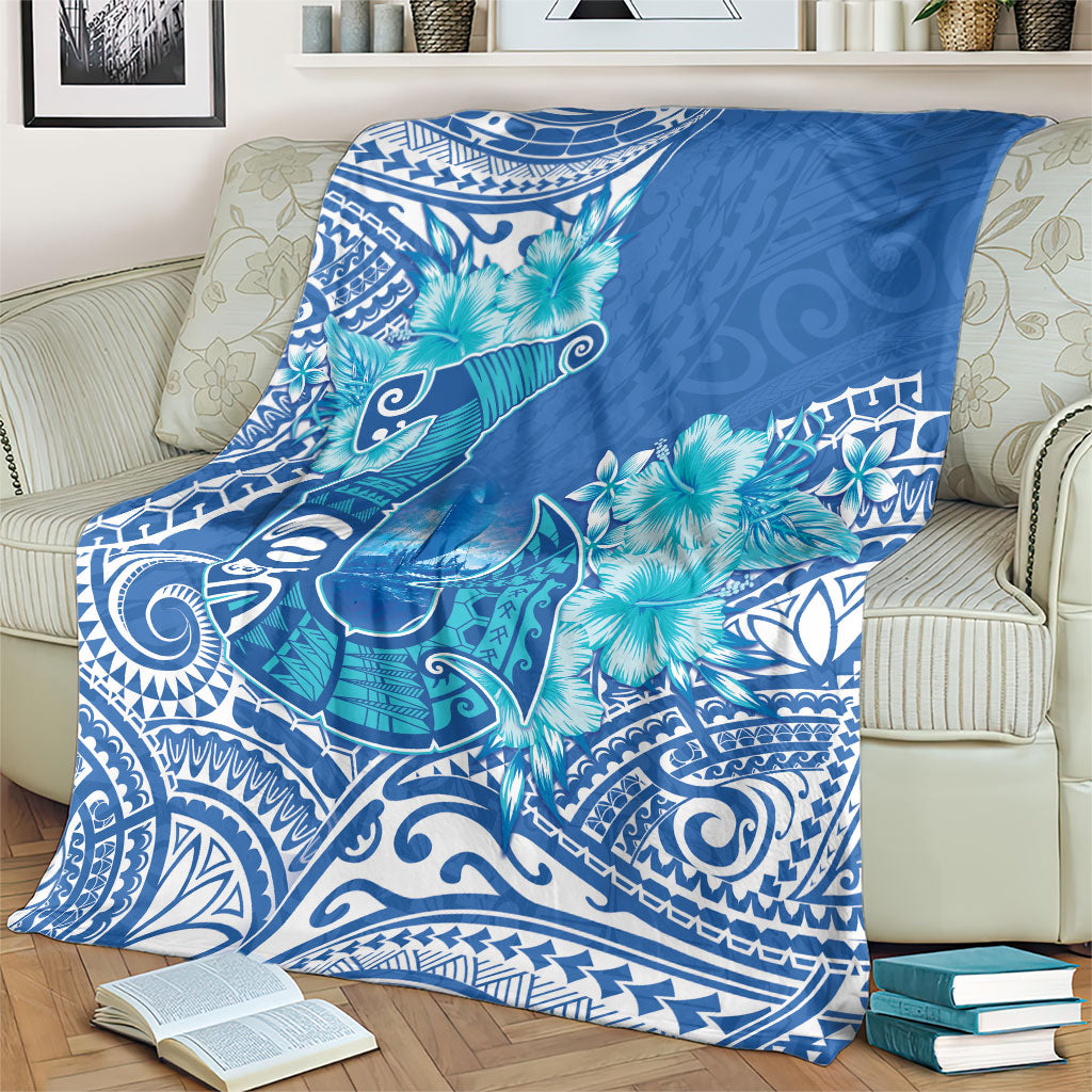 Hawaii Discoverers Day Blanket Polynesian Fish Hook With Hibiscus Blue