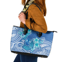 Hawaii Discoverers Day Leather Tote Bag Polynesian Fish Hook With Hibiscus Blue
