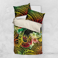 Hawaii Discoverers Day Bedding Set Polynesian Fish Hook With Hibiscus Reggae