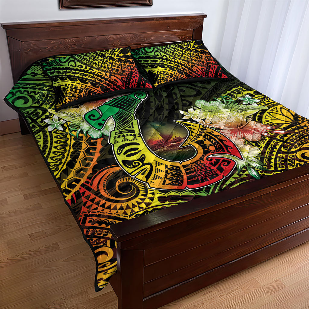 Hawaii Discoverers Day Quilt Bed Set Polynesian Fish Hook With Hibiscus Reggae