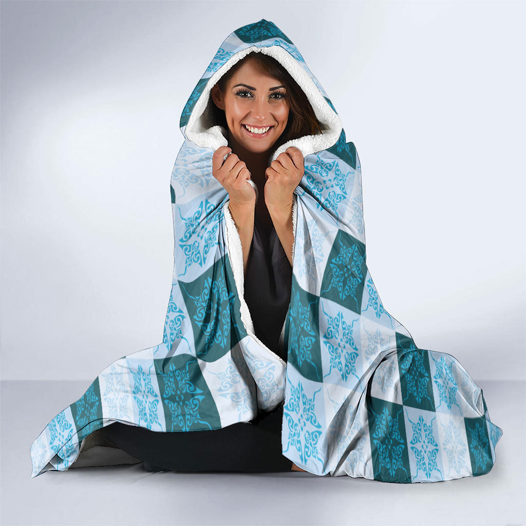 Cyan Manta Ray Hawaiian Quilt Motif Hooded Blanket LT05 - Polynesian Pride