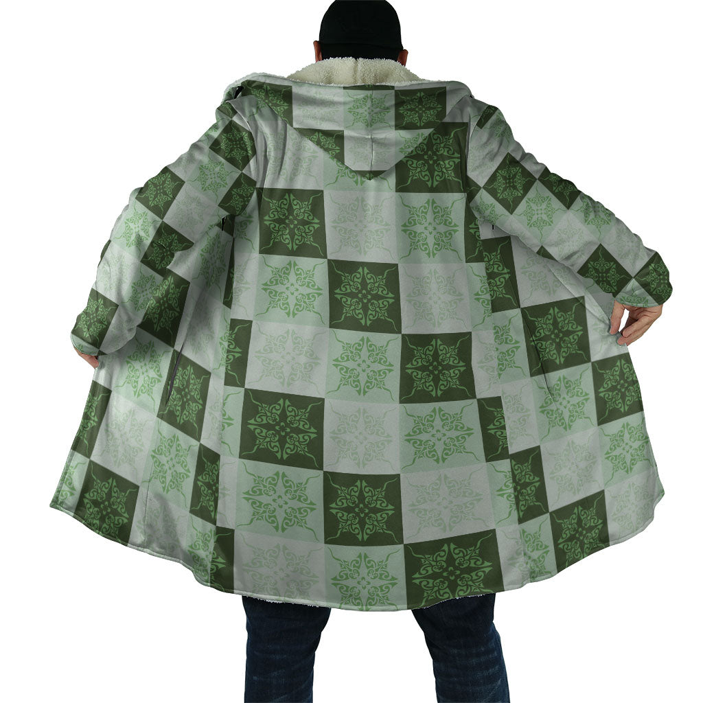Sage Green Manta Ray Hawaiian Quilt Motif Cloak LT05 - Polynesian Pride