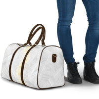 Niue White Sunday Travel Bag Niuean Hiapo With Puakenikeni Lei LT05 - Polynesian Pride