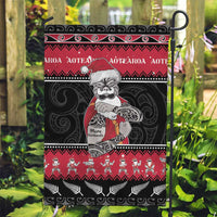 New Zealand Santa Tiki Christmas Garden Flag Meri Kirihimete LT05 Garden Flag Black - Polynesian Pride