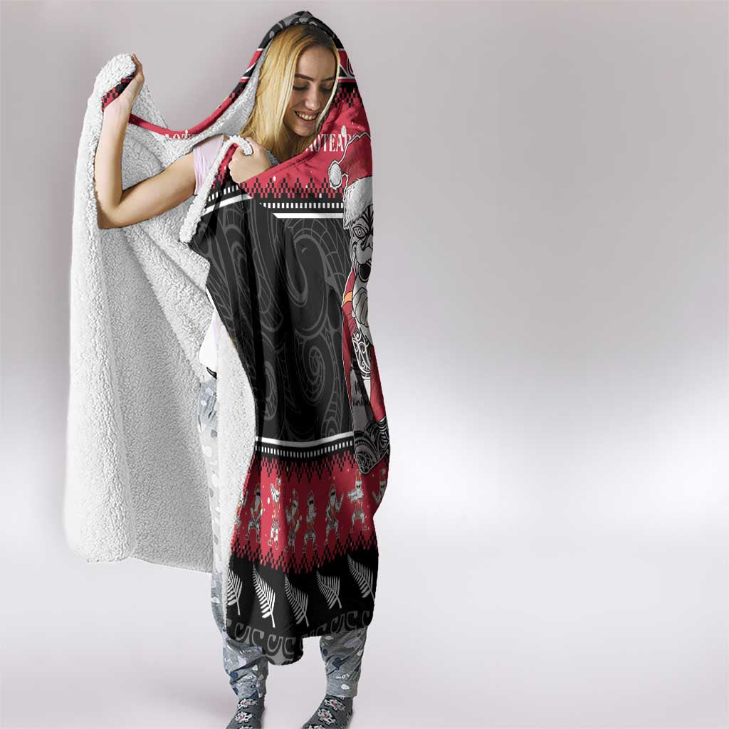 New Zealand Santa Tiki Christmas Hooded Blanket Meri Kirihimete LT05 - Polynesian Pride