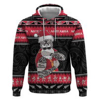 New Zealand Santa Tiki Christmas Hoodie Meri Kirihimete LT05 Pullover Hoodie Black - Polynesian Pride