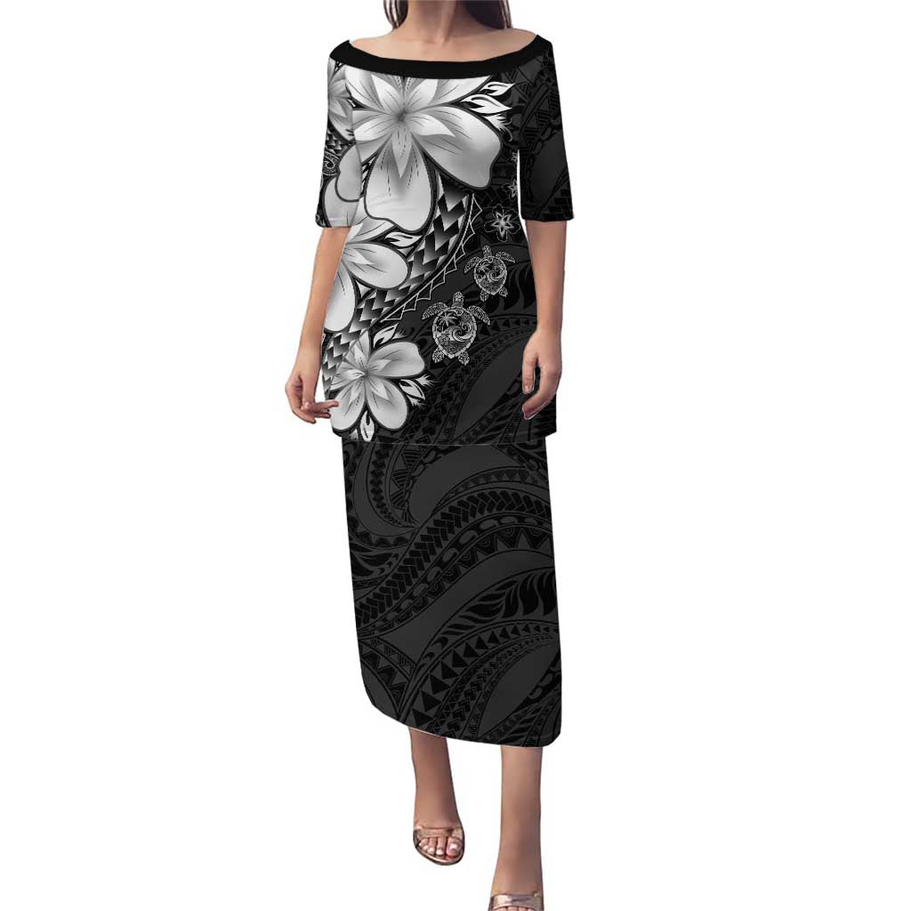 Polynesia Romantic Valentine Family Matching Puletasi and Hawaiian Shirt Sea Turtle Couple With Black Plumeria LT05 Mom's Dress Black - Polynesian Pride