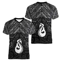 New Zealand Maori Women V-Neck T-Shirt Poutama Manaia Black Paua Shell LT05 - Polynesian Pride