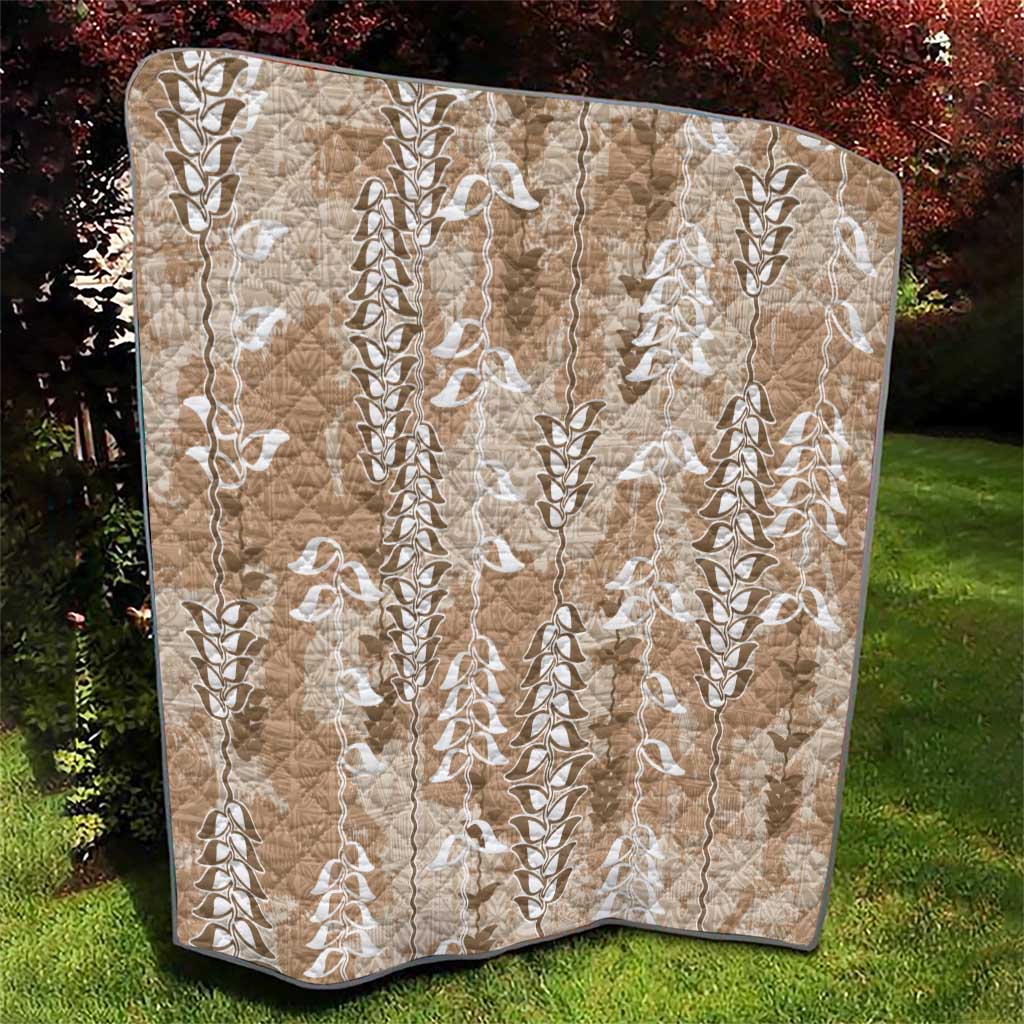 Beige Hawaii Tapa Pattern Quilt With Heliconia Vintage Style