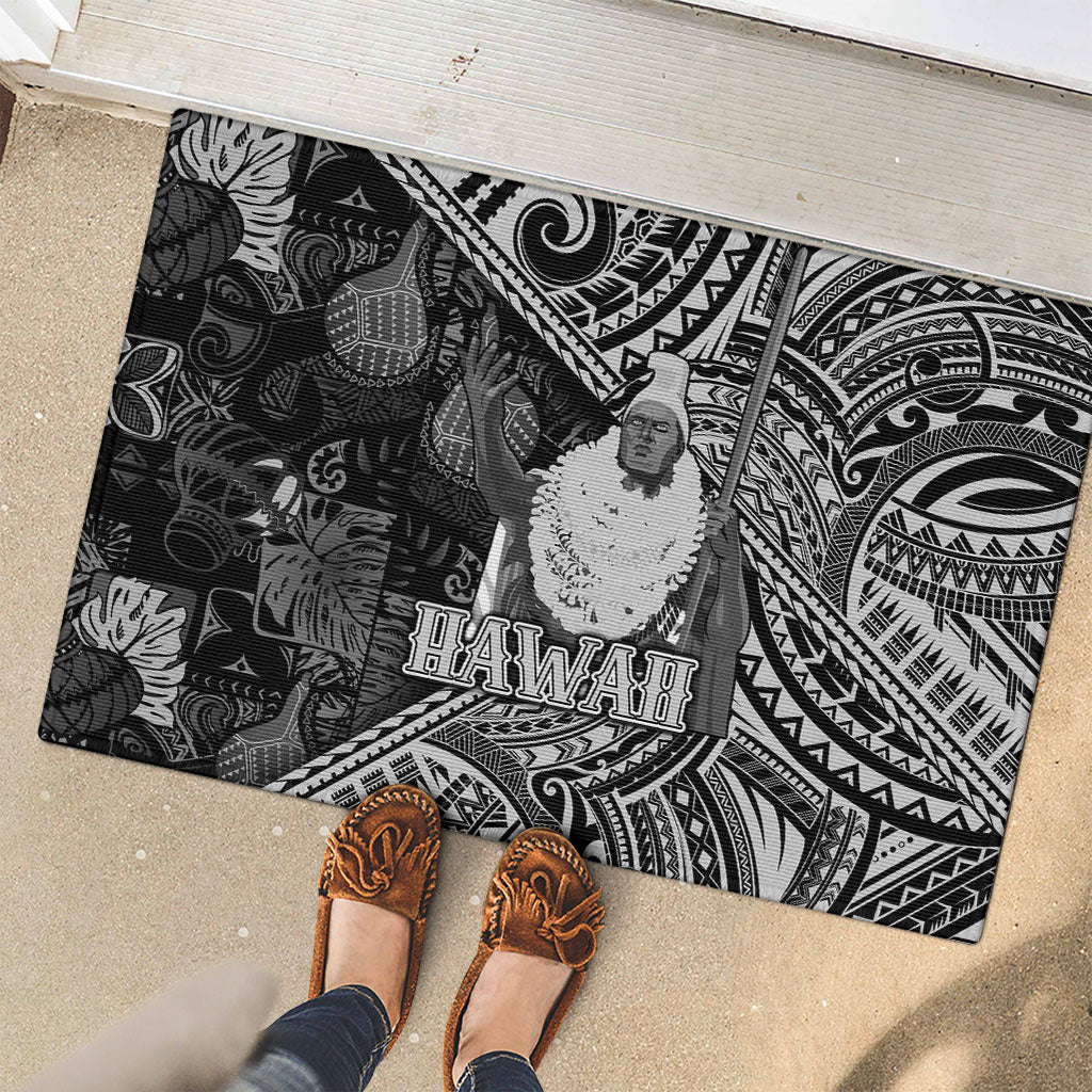 Hawaii King Kamehameha Rubber Doormat With Hawaiian Ipu Motifs Black Version