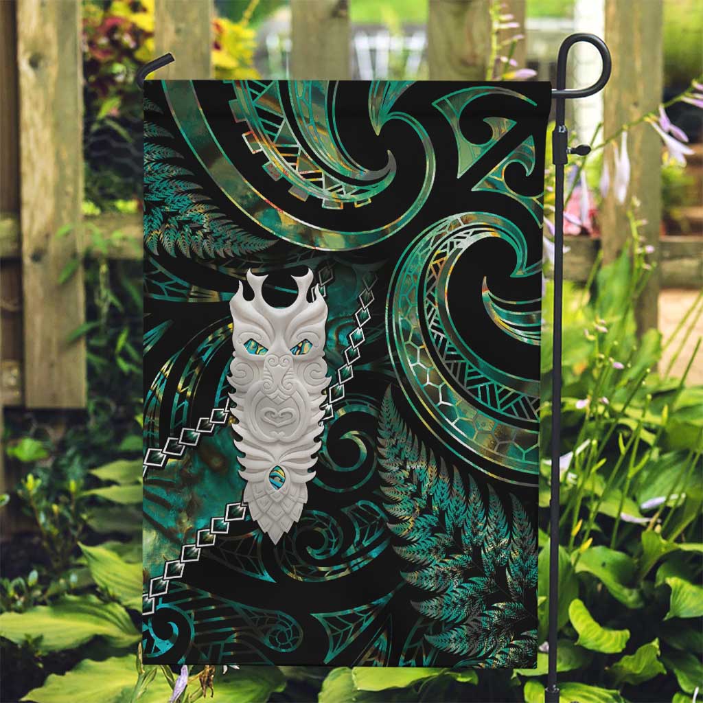 New Zealand Aotearoa Garden Flag Maori Tane Te Waiora Paua Shell Glitter Green LT05 Garden Flag Green - Polynesian Pride