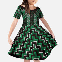 New Zealand Aotearoa Family Matching Off Shoulder Maxi Dress and Hawaiian Shirt Green Poutama With Taniko Pattern LT05 Daughter's Dress Green - Polynesian Pride