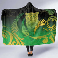 New Zealand Aotearoa Ruru Hooded Blanket Maori Fern Art Green LT05 One Size Green - Polynesian Pride