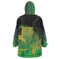 New Zealand Aotearoa Ruru Wearable Blanket Hoodie Maori Fern Art Green LT05 - Polynesian Pride