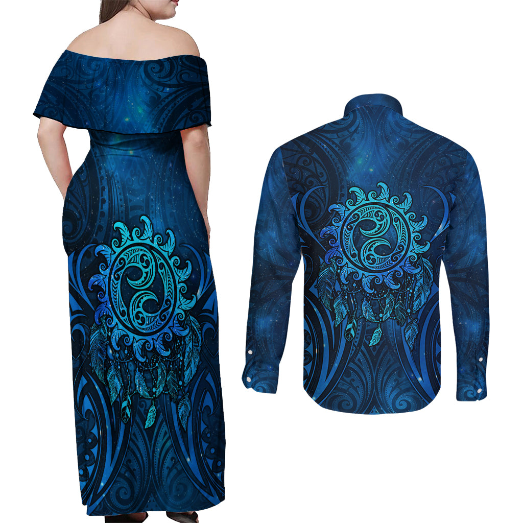 New Zealand Dream Catcher Couples Matching Off Shoulder Maxi Dress and Long Sleeve Button Shirt Maori Koru Pattern Blue Version