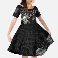 Polynesia Hammerhead Shark Family Matching Off Shoulder Maxi Dress and Hawaiian Shirt Tropical Flowers Tribal Pattern Black LT05 Daughter's Dress Black - Polynesian Pride
