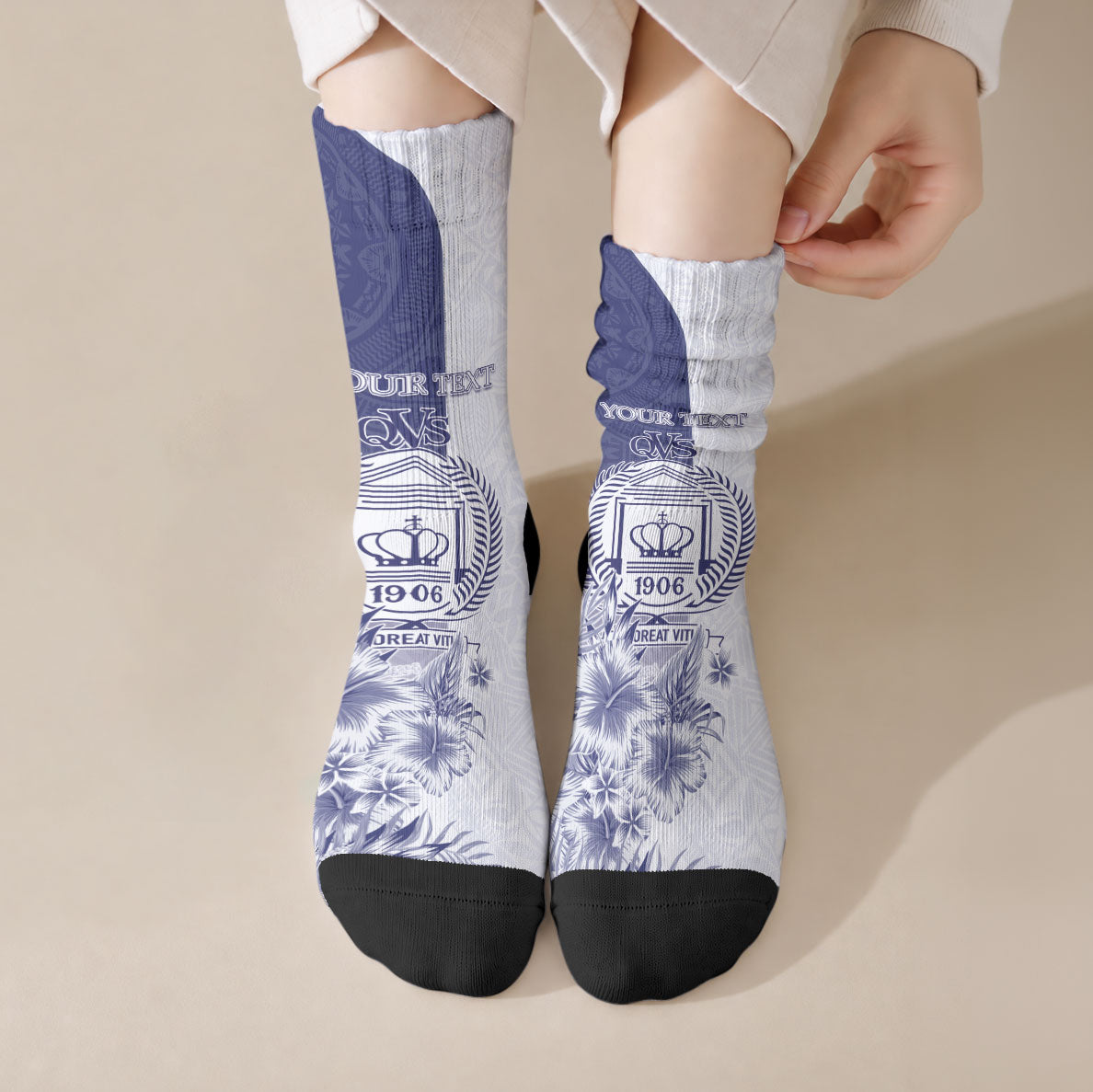 Personalised Fiji Queen Victoria School 1906 Crew Socks Floreat Viti LT05 Crew Socks Navy - Polynesian Pride