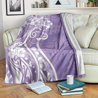 Polynesian Women's Day Blanket Purple Hibiscus Flowers With Polynesian Pattern