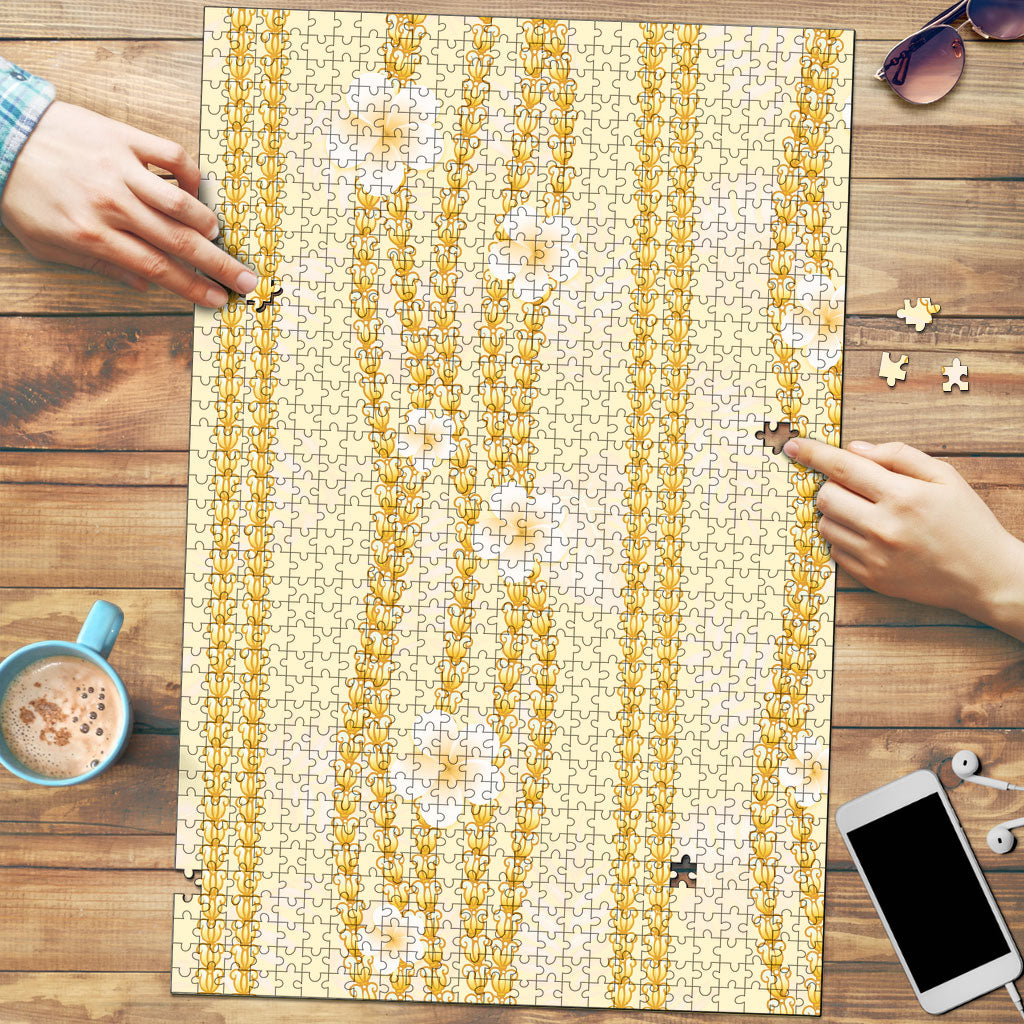 Hawaii Queen Liliuokalani Puzzle Gold Lei Pua Kalaunu