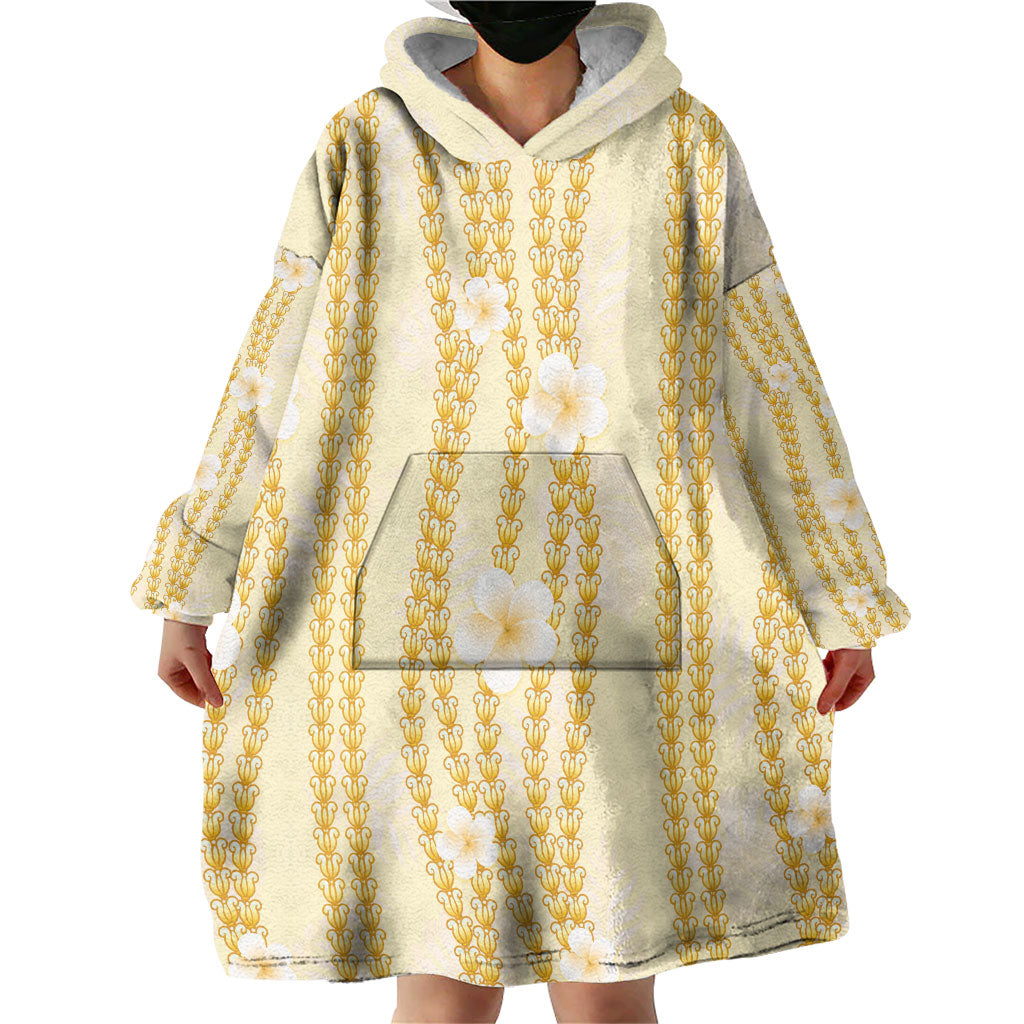Hawaii Queen Liliuokalani Wearable Blanket Hoodie Gold Lei Pua Kalaunu LT05 - Polynesian Pride