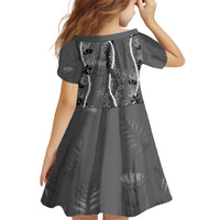 Hawaii Maile Lei Kid Short Sleeve Dress With Gray Monstera Pattern LT05 - Polynesian Pride