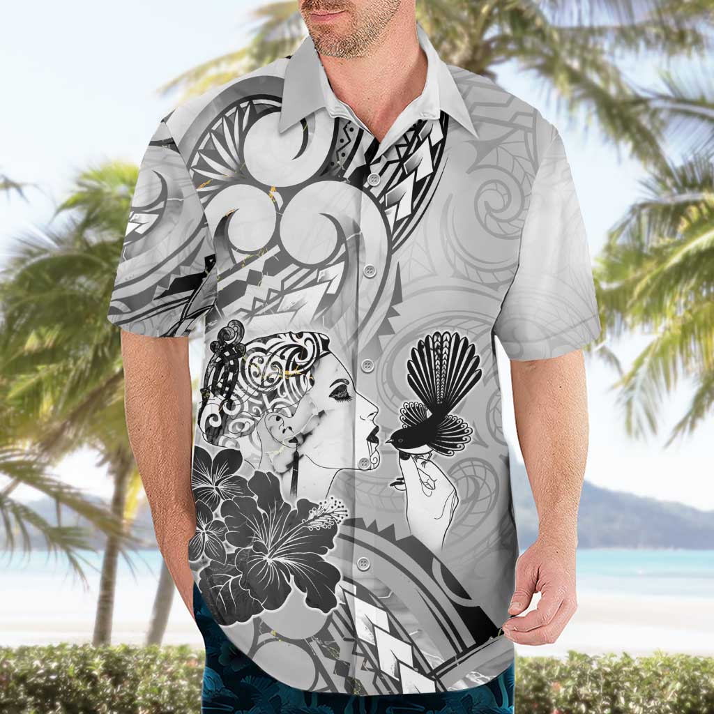 Aotearoa Maori Wahine Hawaiian Shirt Fantail Bird Black Gold Marble LT05 - Polynesian Pride