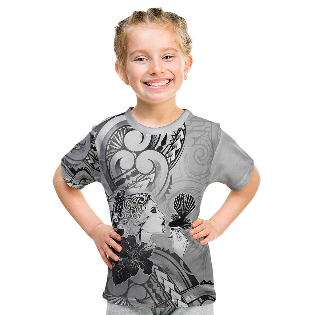 Aotearoa Maori Wahine Kid T Shirt Fantail Bird Black Gold Marble LT05 Black - Polynesian Pride